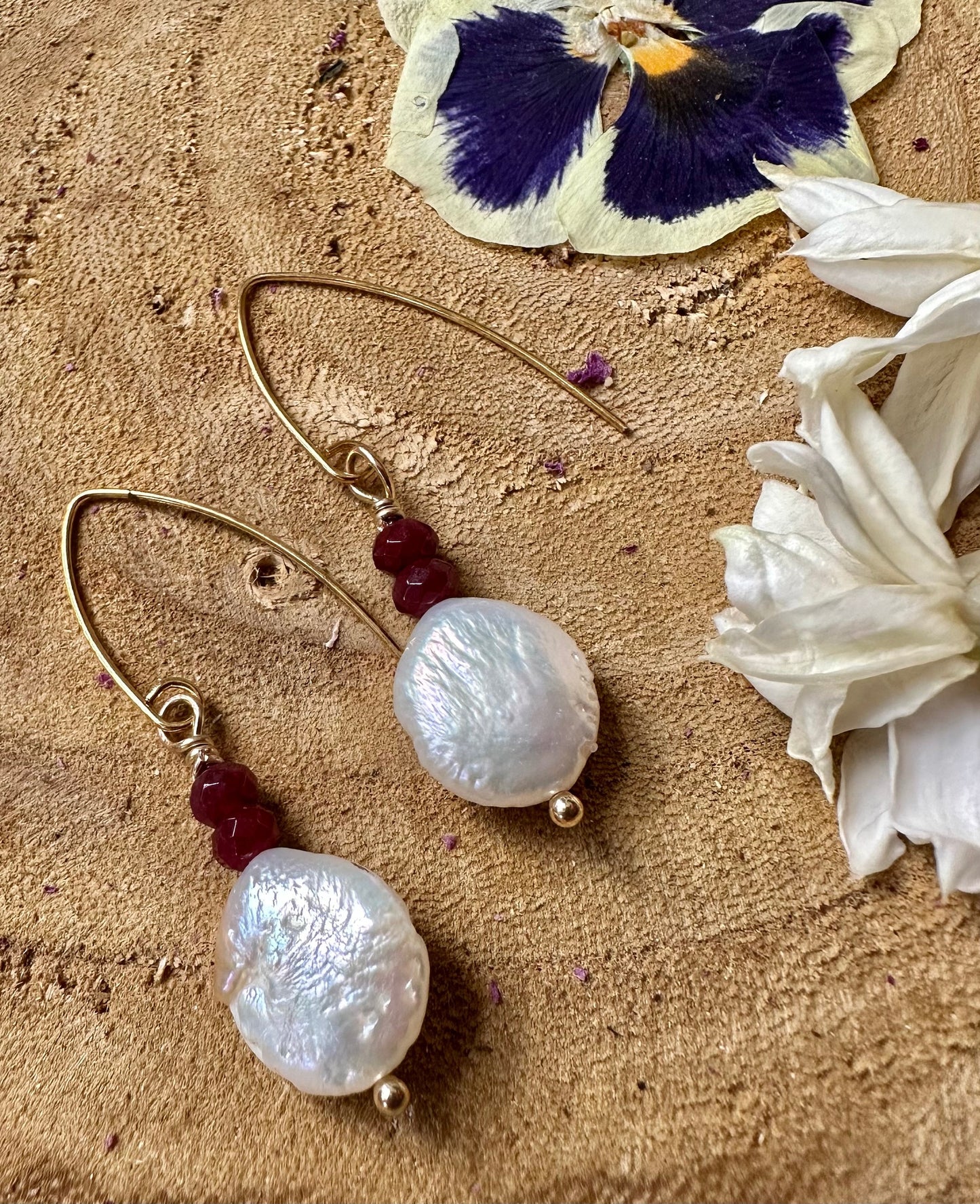 Freshwater pearl earrings with Garnet and Gold filled